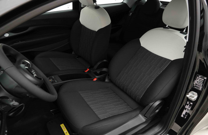 FIAT_FIAT_500_2654349_6.jpg