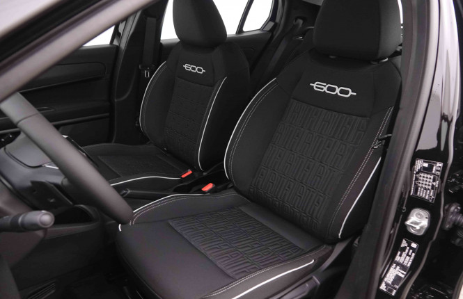 FIAT_FIAT_600_2550684_6.jpg FIAT_FIAT_600_2550684_6.jpg