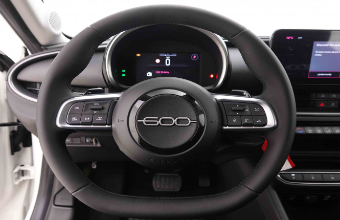 FIAT_FIAT_600_2550687_8.jpg FIAT_FIAT_600_2550687_8.jpg