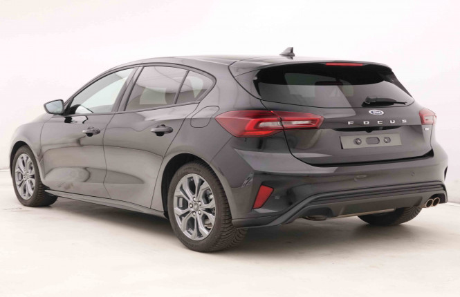 FORD_FORD_FOCUS_2549438_26.jpg