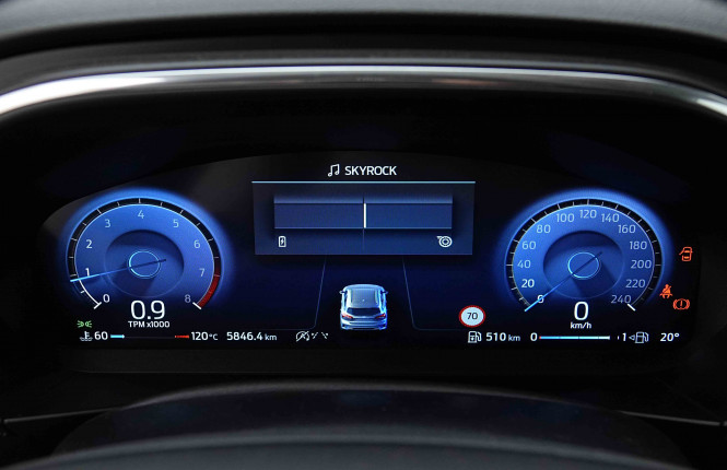 FORD_FORD_FOCUS_2654767_12.jpg