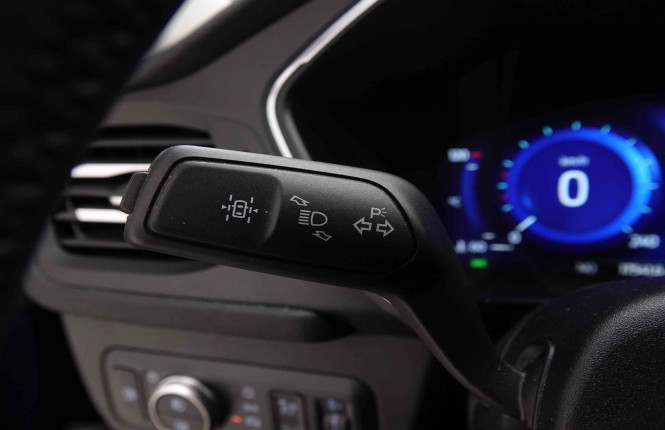 FORD_FORD_KUGA_2551244_17.jpg FORD_FORD_KUGA_2551244_17.jpg