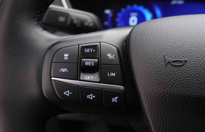 FORD_FORD_KUGA_2551244_19.jpg FORD_FORD_KUGA_2551244_19.jpg