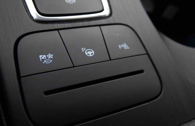 FORD_FORD_KUGA_2652434_14.jpg FORD_FORD_KUGA_2652434_14.jpg