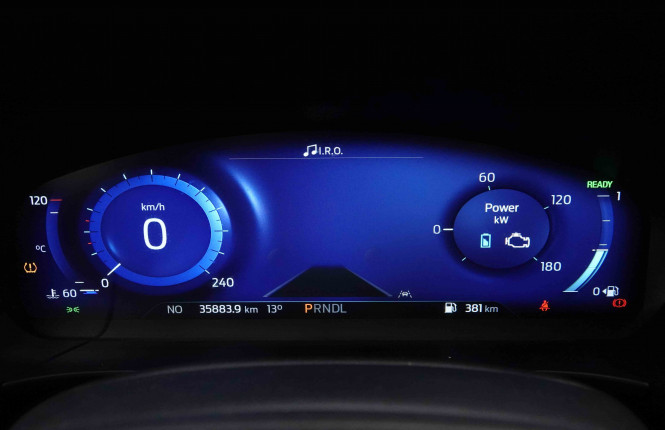 FORD_FORD_KUGA_2652434_15.jpg FORD_FORD_KUGA_2652434_15.jpg