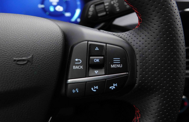 FORD_FORD_KUGA_2652434_19.jpg FORD_FORD_KUGA_2652434_19.jpg