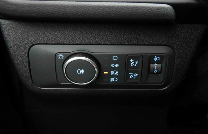 FORD_FORD_KUGA_2654387_18.jpg