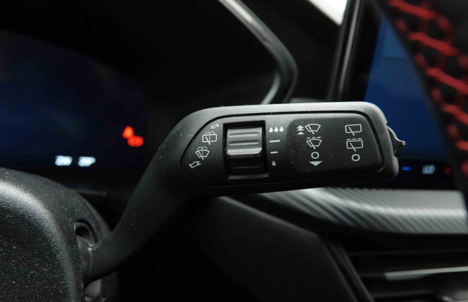 FORD_FORD_KUGA_2654388_17.jpg