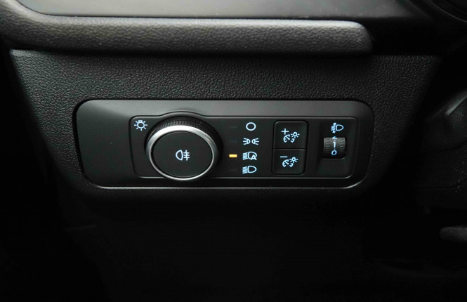FORD_FORD_KUGA_2654388_20.jpg