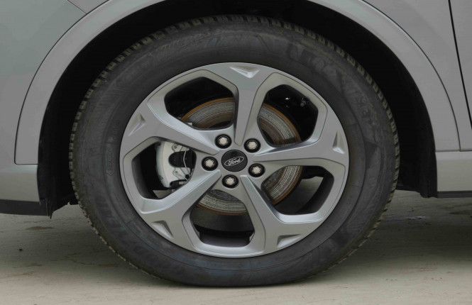 FORD_FORD_KUGA_2654390_22.jpg