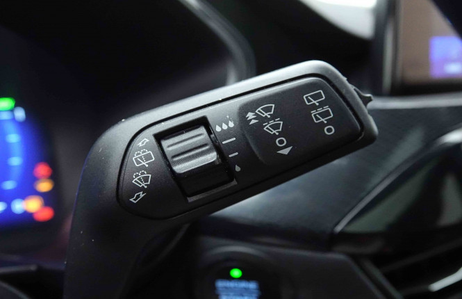 FORD_FORD_KUGA_2654599_17.jpg