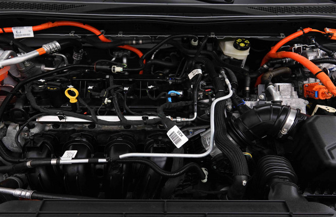 FORD_FORD_KUGA_2654873_49.jpg