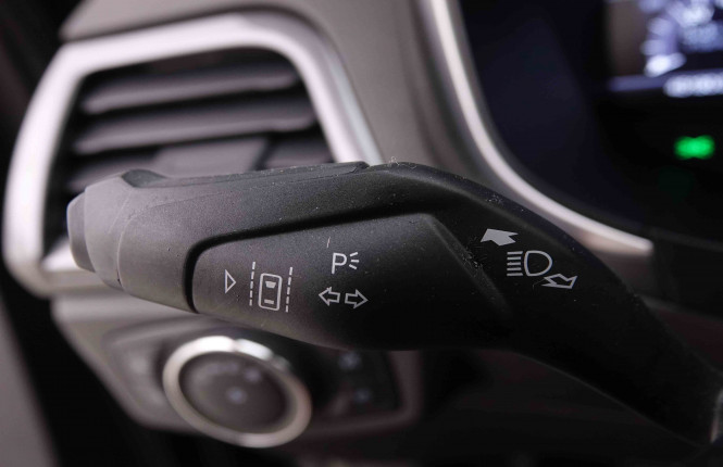 FORD_FORD_MONDEO_2548351_17.jpg
