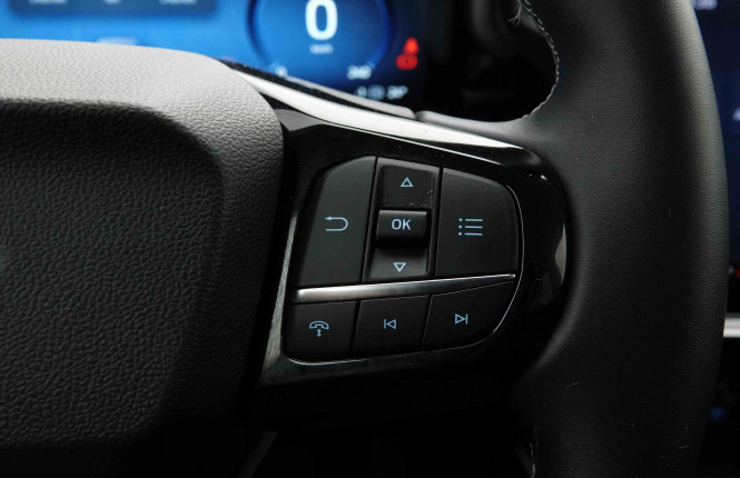 FORD_FORD_PUMA_2654310_16.jpg FORD_FORD_PUMA_2654310_16.jpg