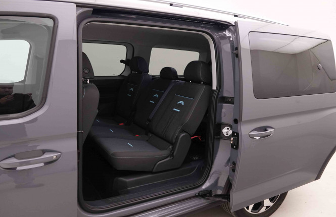 FORD_FORD_TOURNEOCON_2551533_8.jpg FORD_FORD_TOURNEOCON_2551533_8.jpg