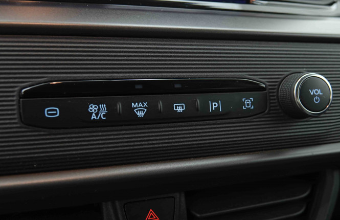 FORD_FORD_TOURNEOCOU_2654510_15.jpg