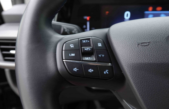 FORD_FORD_TOURNEOCOU_2654512_17.jpg