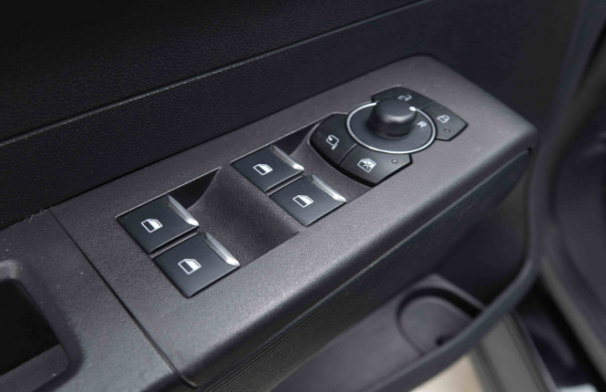FORD_FORD_TOURNEOCOU_2654512_19.jpg