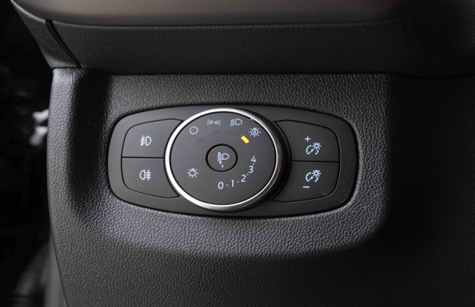 FORD_FORD_TOURNEOCOU_2654512_8.jpg