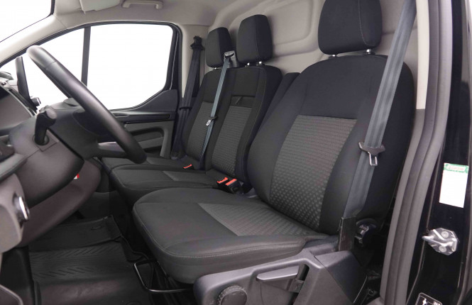 FORD_FORD_TRANSITCUS_2549449_7.jpg