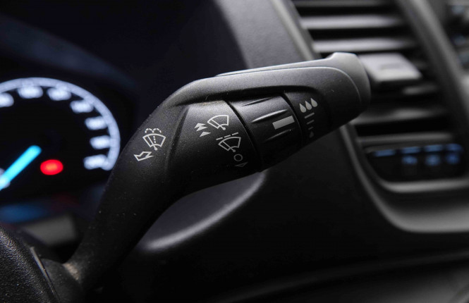 FORD_FORD_TRANSITCUS_2549880_12.jpg FORD_FORD_TRANSITCUS_2549880_12.jpg