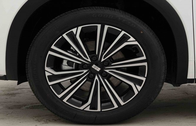 GEELY_GEELY_STARRAYEMI_2654133_21.jpg GEELY_GEELY_STARRAYEMI_2654133_21.jpg