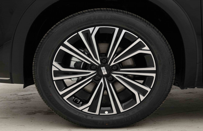 GEELY_GEELY_STARRAYEMI_2654678_23.jpg GEELY_GEELY_STARRAYEMI_2654678_23.jpg