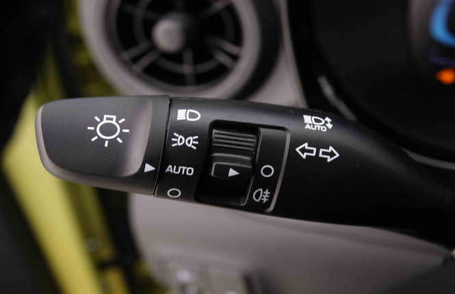 HYUNDAI_HYUNDAI_I10_2445921_14.jpg