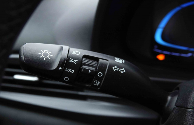 HYUNDAI_HYUNDAI_I20_2654973_15.jpg