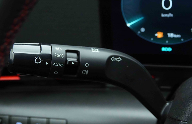 HYUNDAI_HYUNDAI_KONA_2655002_16.jpg HYUNDAI_HYUNDAI_KONA_2655002_16.jpg
