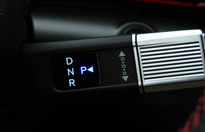 HYUNDAI_HYUNDAI_KONA_2655002_18.jpg HYUNDAI_HYUNDAI_KONA_2655002_18.jpg