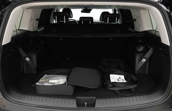 HYUNDAI_HYUNDAI_SANTAFE_2653587_5.jpg