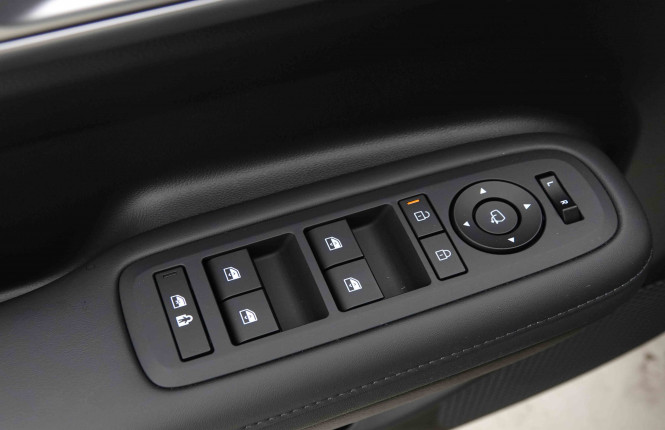 HYUNDAI_HYUNDAI_SANTAFE_2653589_26.jpg