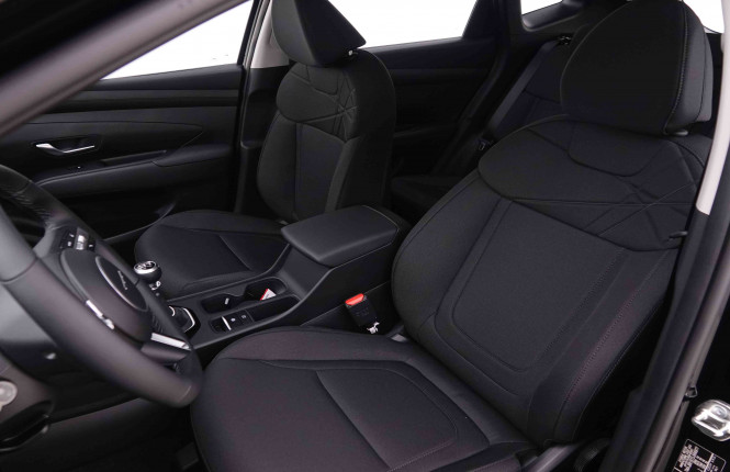 HYUNDAI_HYUNDAI_TUCSON_2548569_6.jpg