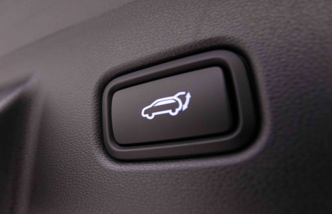 HYUNDAI_HYUNDAI_TUCSON_2549273_6.jpg