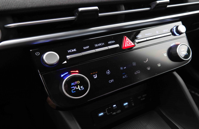 HYUNDAI_HYUNDAI_TUCSON_2549790_16.jpg