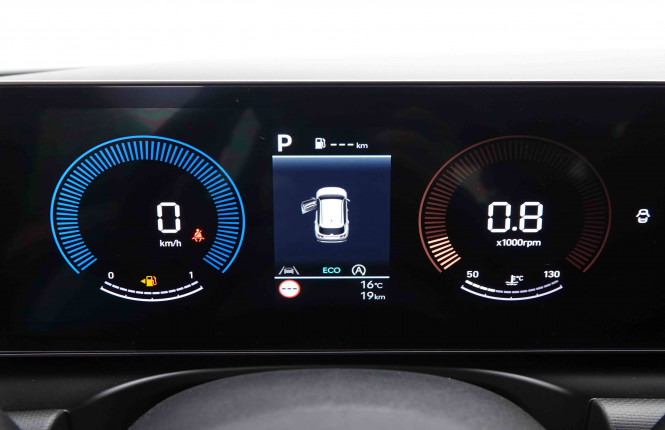 HYUNDAI_HYUNDAI_TUCSON_2550999_16.jpg HYUNDAI_HYUNDAI_TUCSON_2550999_16.jpg