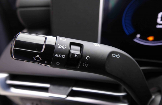 HYUNDAI_HYUNDAI_TUCSON_2550999_17.jpg HYUNDAI_HYUNDAI_TUCSON_2550999_17.jpg