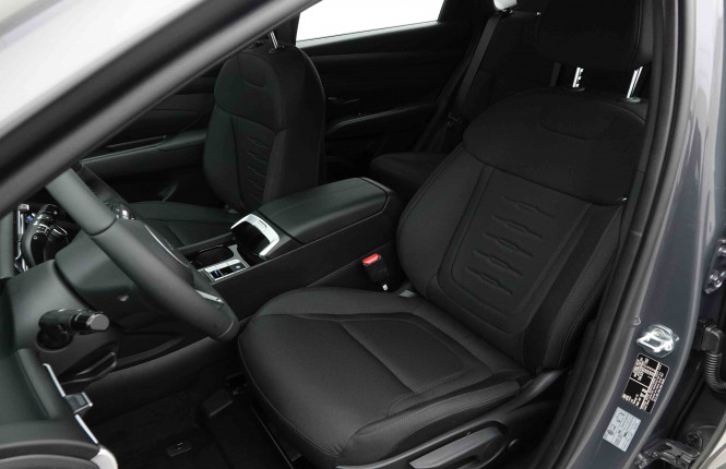 HYUNDAI_HYUNDAI_TUCSON_2653064_6.jpg