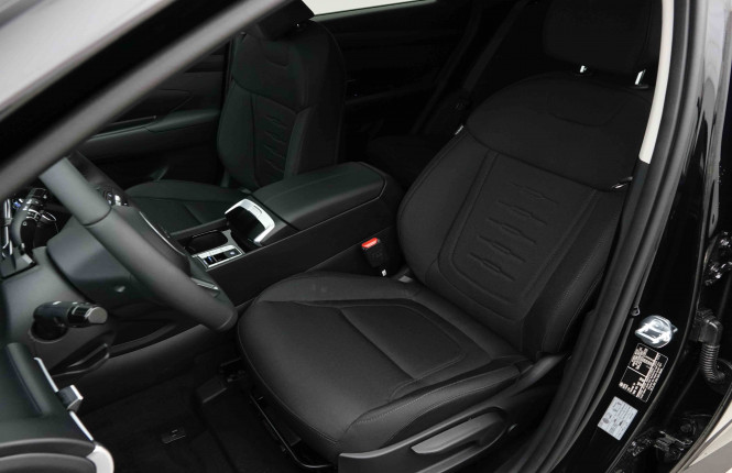 HYUNDAI_HYUNDAI_TUCSON_2653137_6.jpg