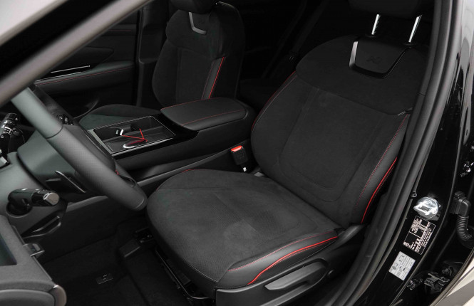 HYUNDAI_HYUNDAI_TUCSON_2653431_7.jpg