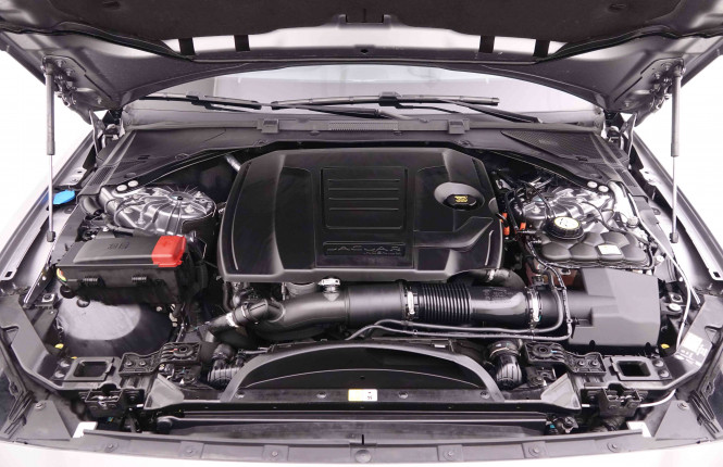 JAGUAR_JAGUAR_XE_2547591_24.jpg