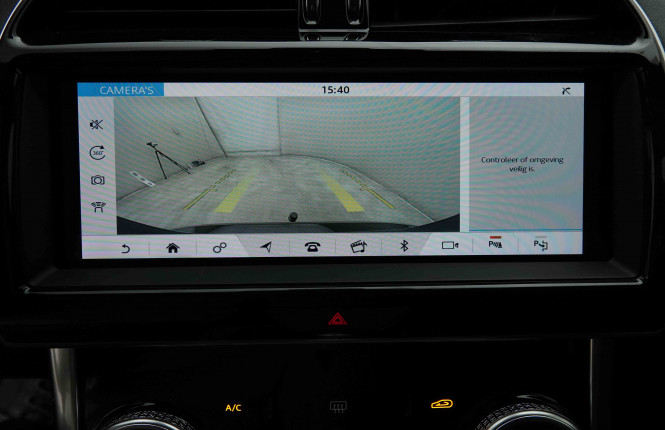 JAGUAR_JAGUAR_XE_2654332_11.jpg JAGUAR_JAGUAR_XE_2654332_11.jpg