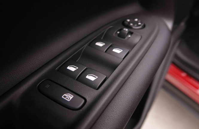 JEEP_JEEP_AVENGER_2550218_21.jpg