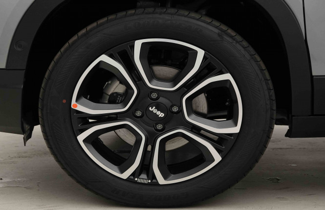 JEEP_JEEP_AVENGER_2652841_22.jpg JEEP_JEEP_AVENGER_2652841_22.jpg