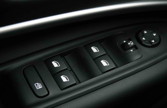 JEEP_JEEP_AVENGER_2652844_23.jpg