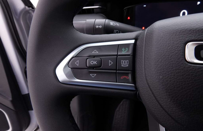 JEEP_JEEP_COMPASS_2443519_18.jpg