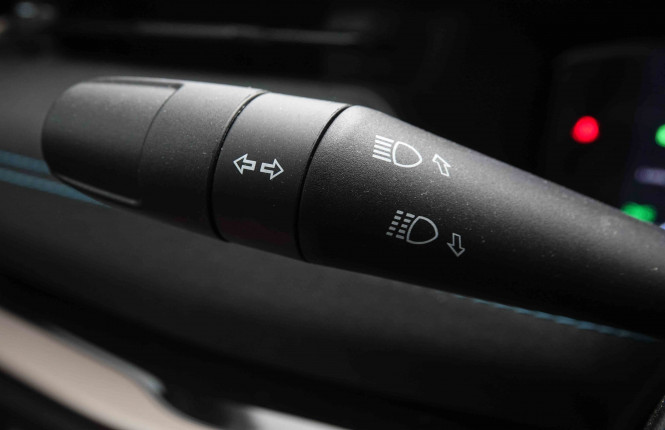 JEEP_JEEP_COMPASS_2549403_19.jpg