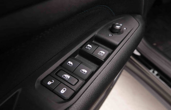 JEEP_JEEP_COMPASS_2549403_23.jpg