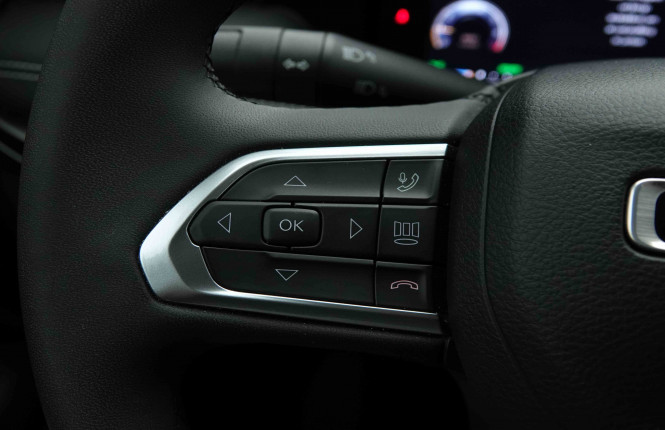 JEEP_JEEP_COMPASS_2653671_16.jpg JEEP_JEEP_COMPASS_2653671_16.jpg